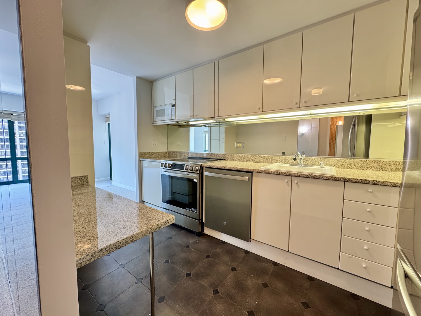 100 E Huron St #2001 Chicago, IL 60611