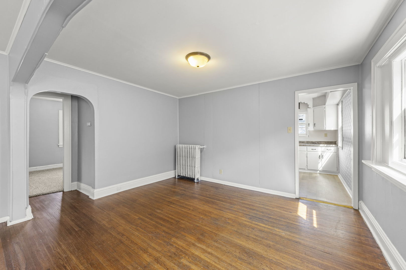 803 1st Ave Joliet, IL 60433