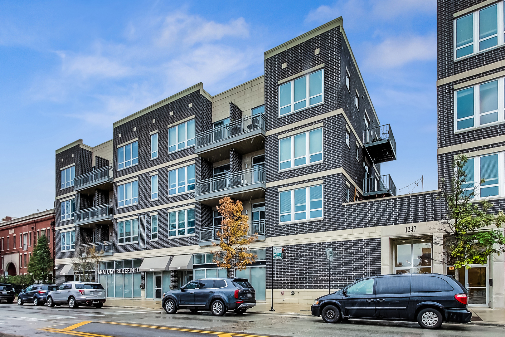 1247 W Madison St #412