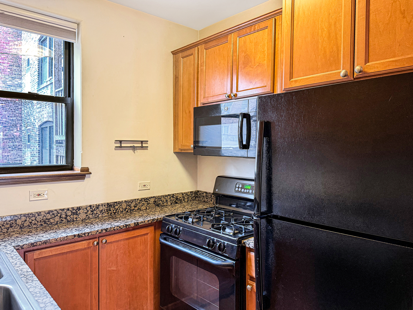 842 Wesley Ave #1 Oak Park, IL 60304