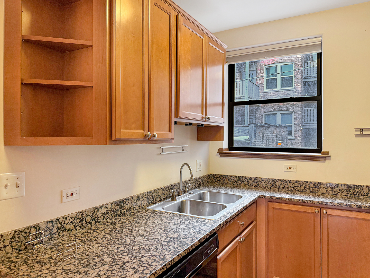 842 Wesley Ave #1 Oak Park, IL 60304