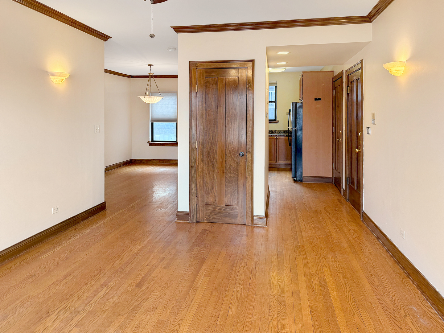 842 Wesley Ave #1 Oak Park, IL 60304