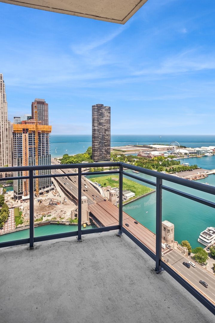 450 E Waterside Dr #2902 Chicago, IL 60601