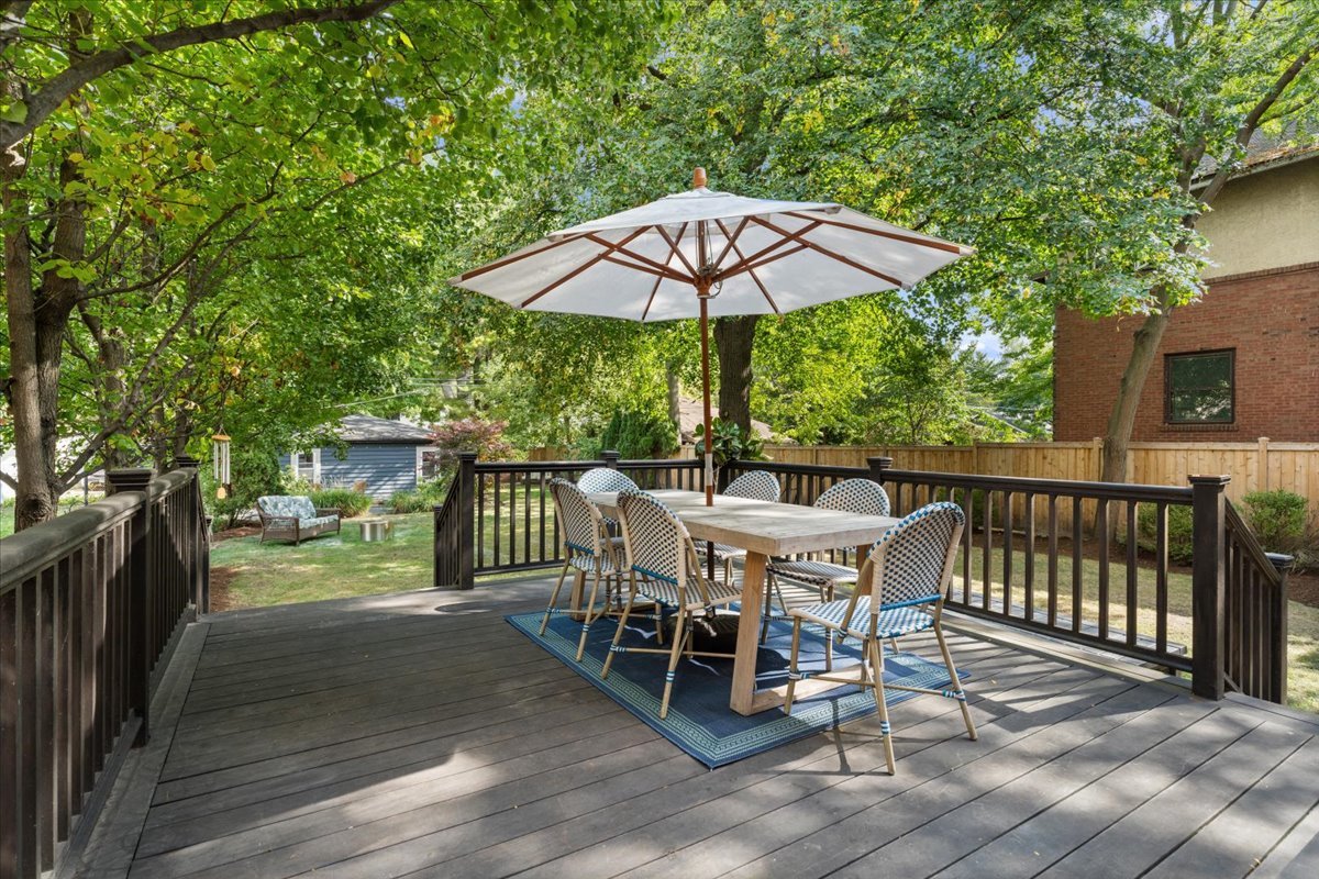 711 Michigan Ave Evanston, IL 60202