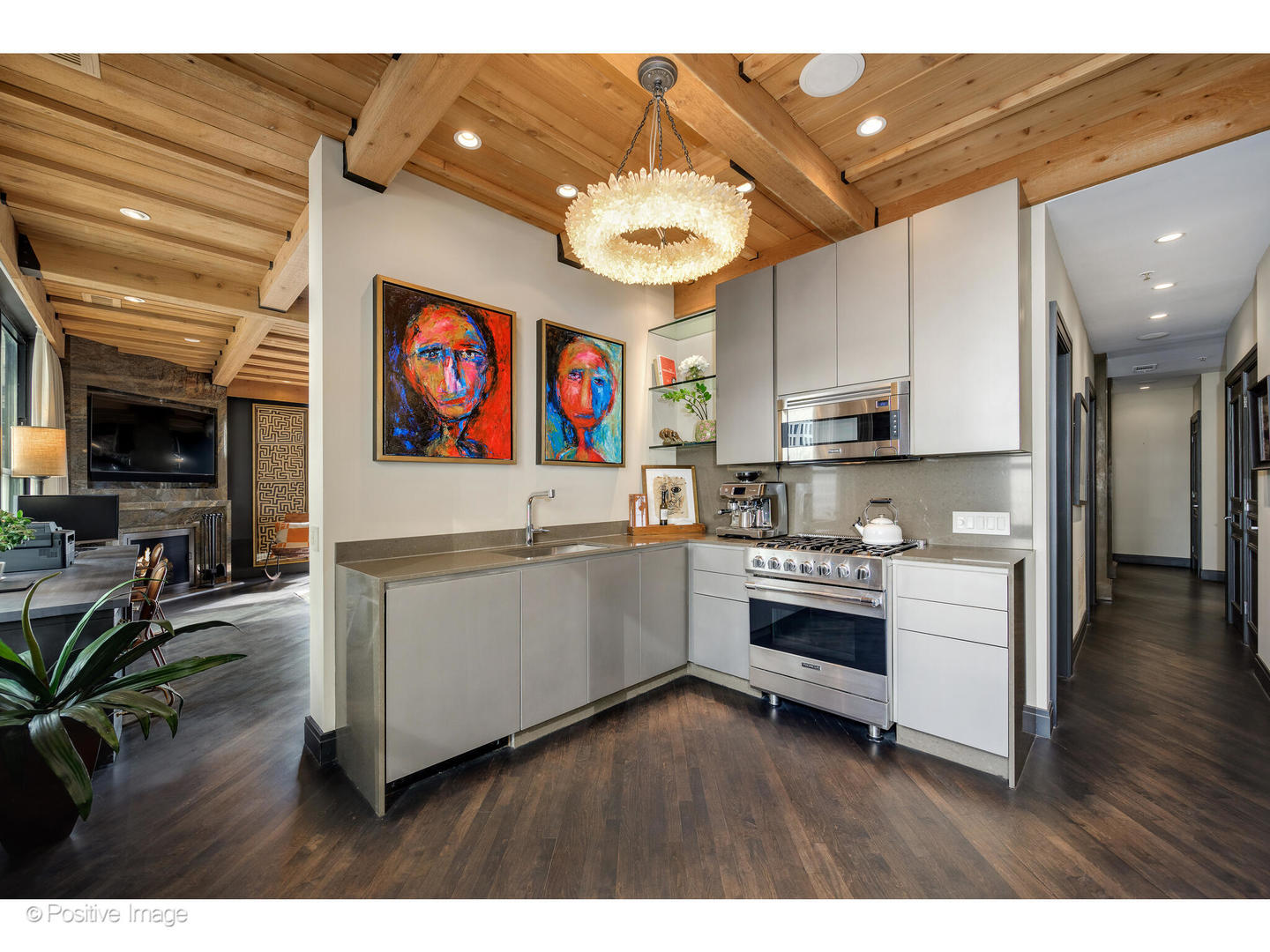 130 S Canal St #9B Chicago, IL 60606