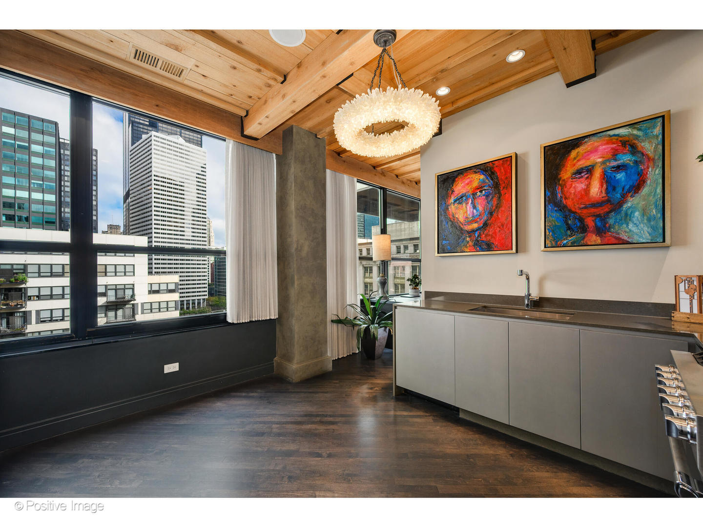 130 S Canal St #9B Chicago, IL 60606