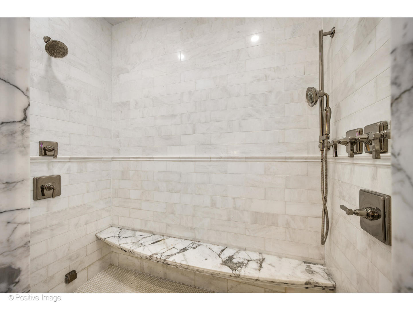 1720 N MOHAWK St Chicago, IL 60614