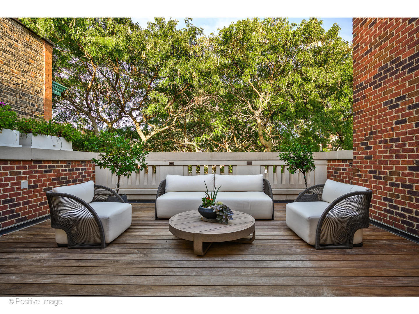 1720 N MOHAWK St Chicago, IL 60614