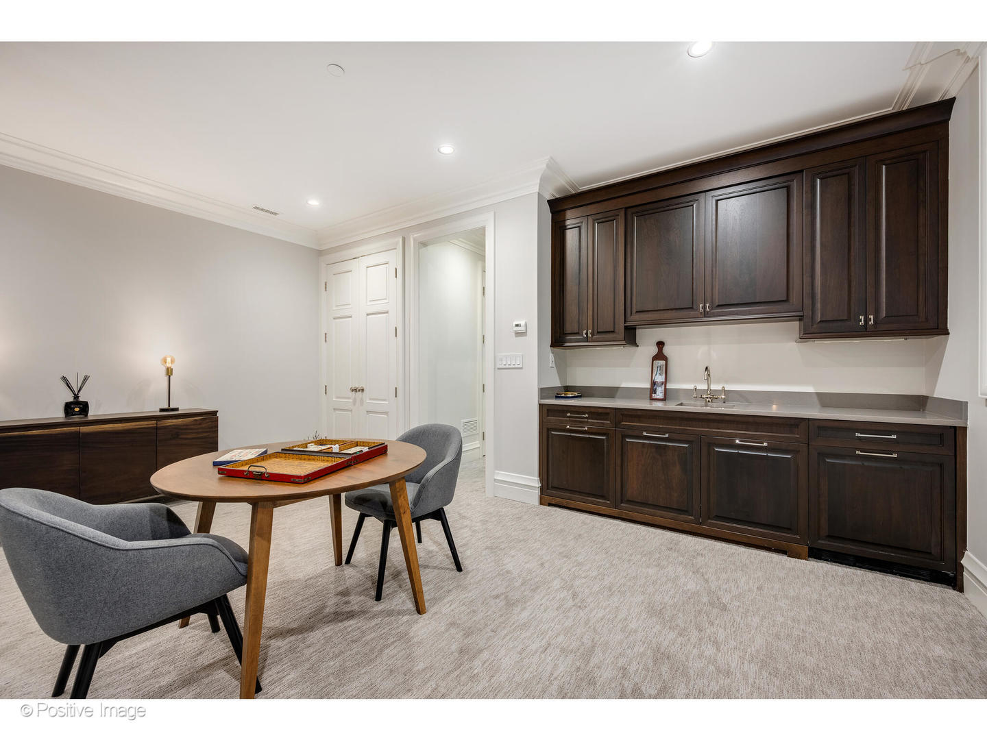 1720 N MOHAWK St Chicago, IL 60614