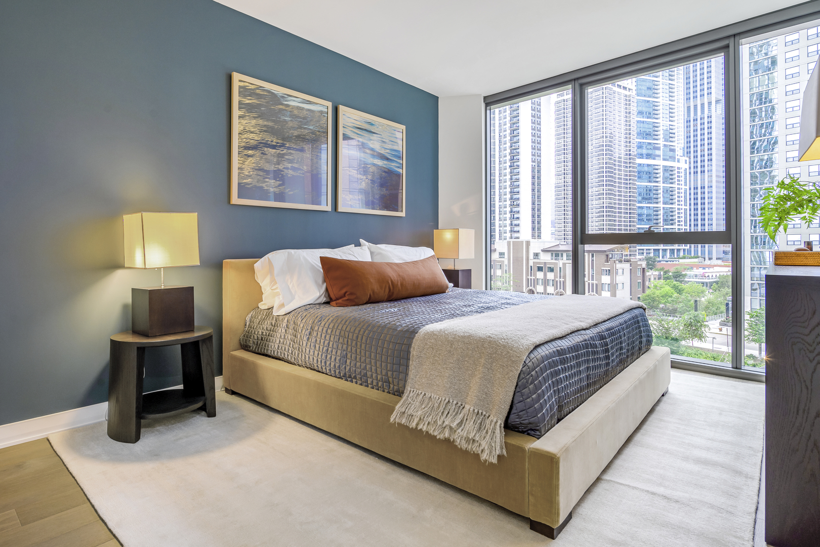 211 N Hbr Dr #1205 Chicago, IL 60601