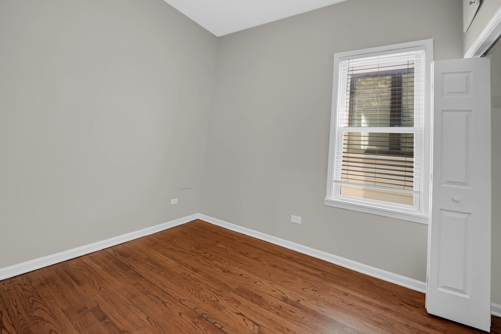 2333 W Montana St Chicago, IL 60647