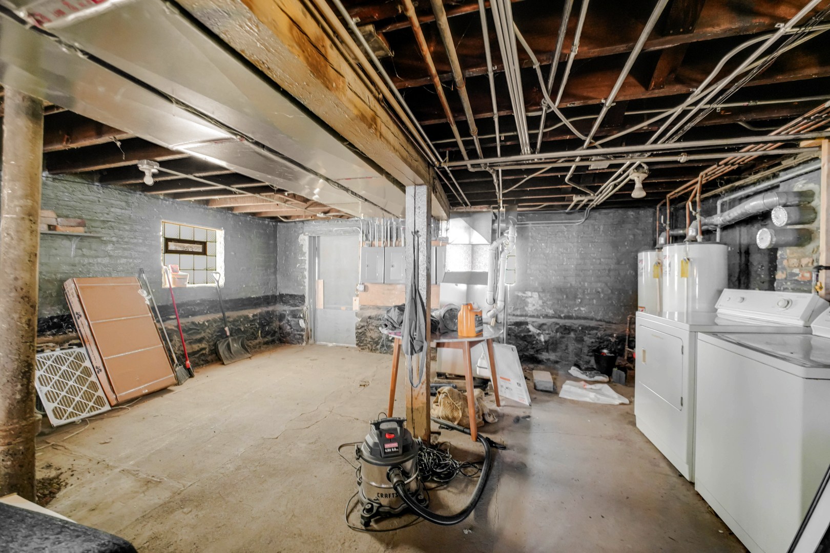 2333 W Montana St Chicago, IL 60647