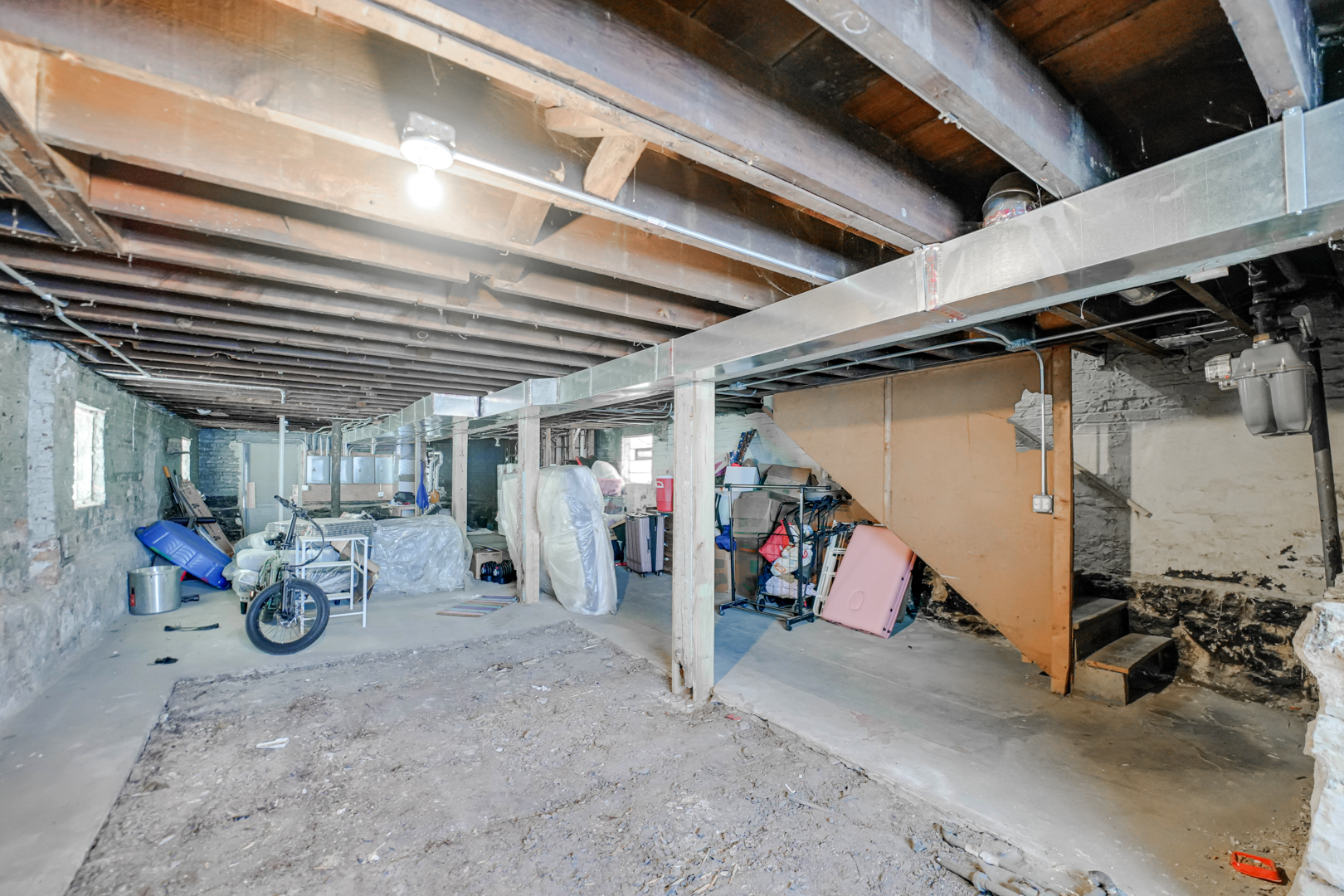 2333 W Montana St Chicago, IL 60647