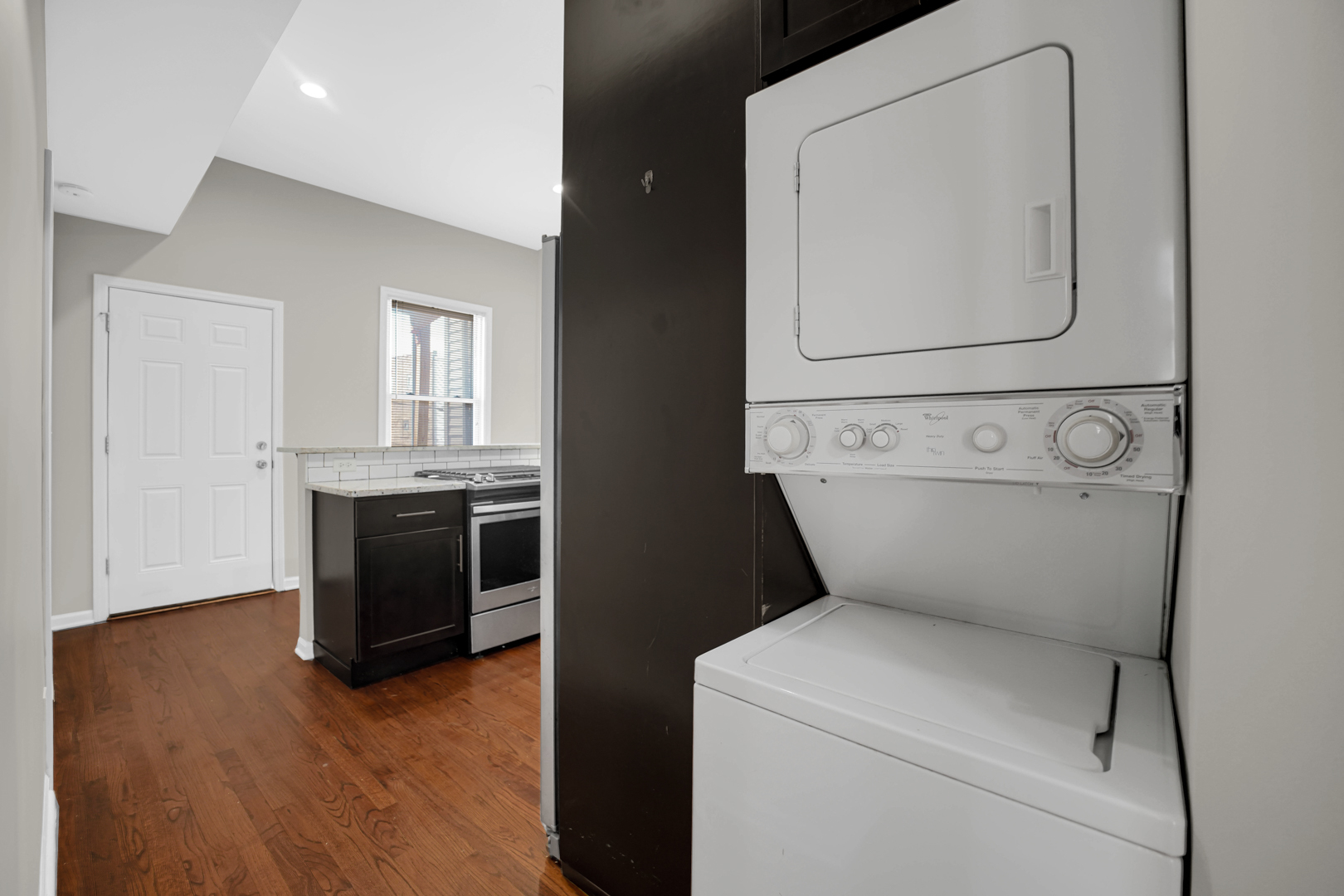 2333 W Montana St Chicago, IL 60647