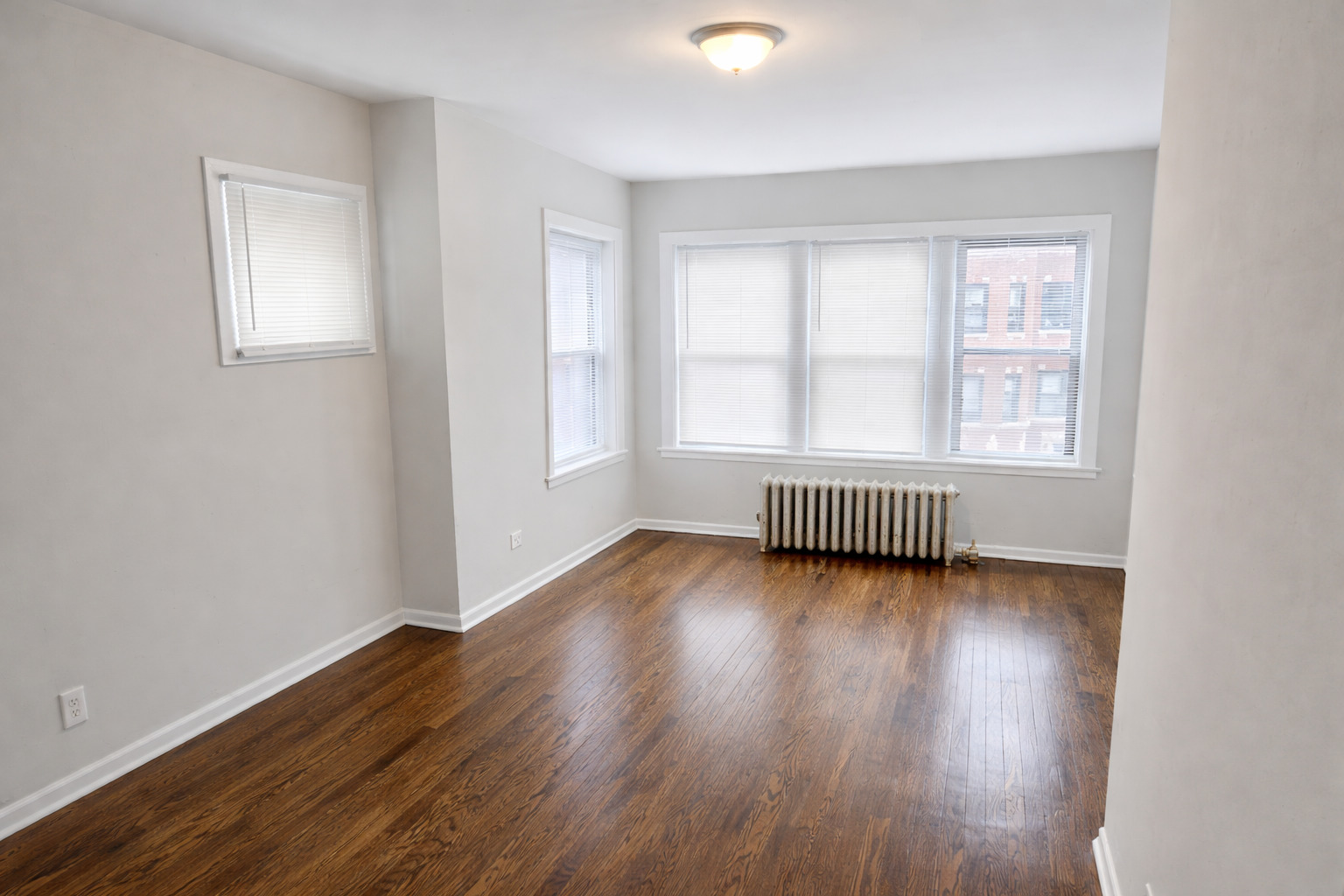 6710 S Merrill Ave #2E Chicago, IL 60649