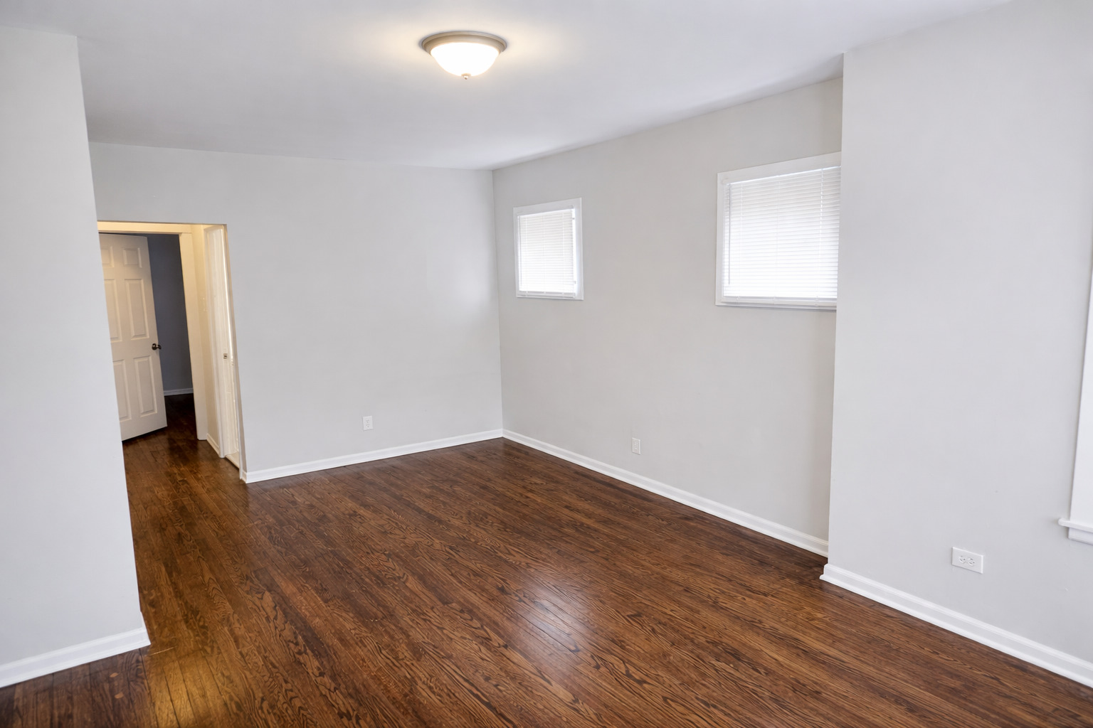 6710 S Merrill Ave #2E Chicago, IL 60649