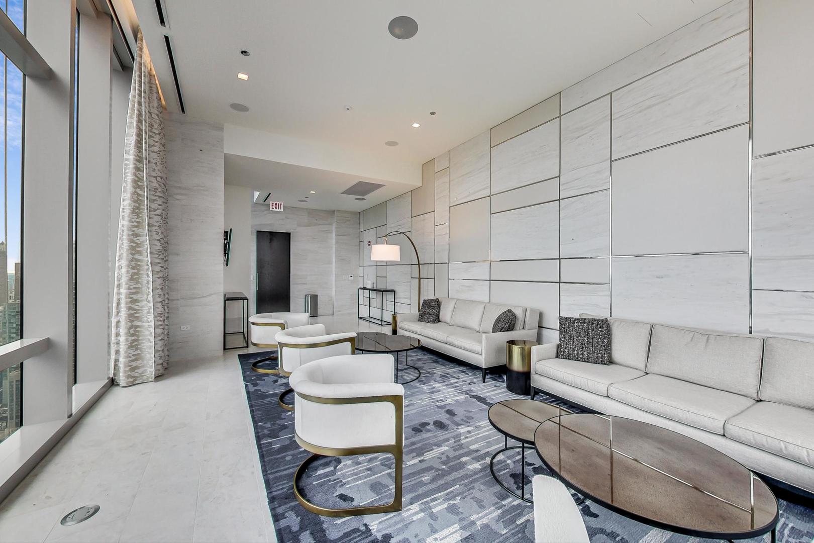 363 E Wacker Dr #4304 Chicago, IL 60601