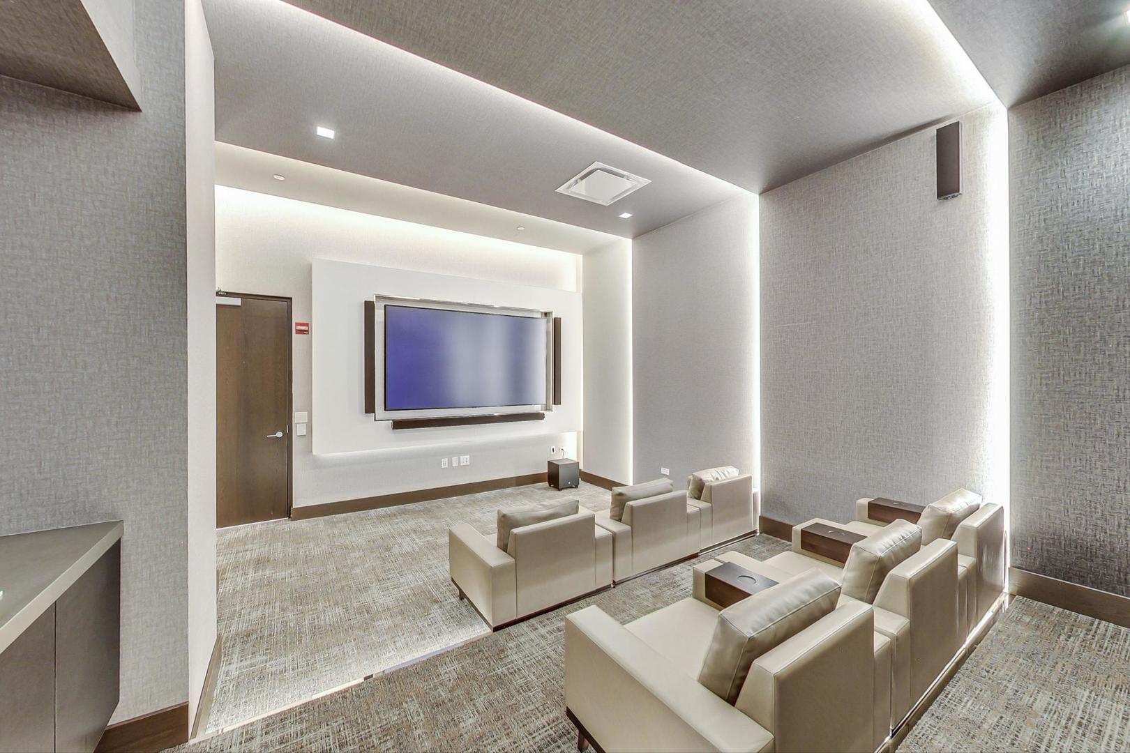 363 E Wacker Dr #4304 Chicago, IL 60601