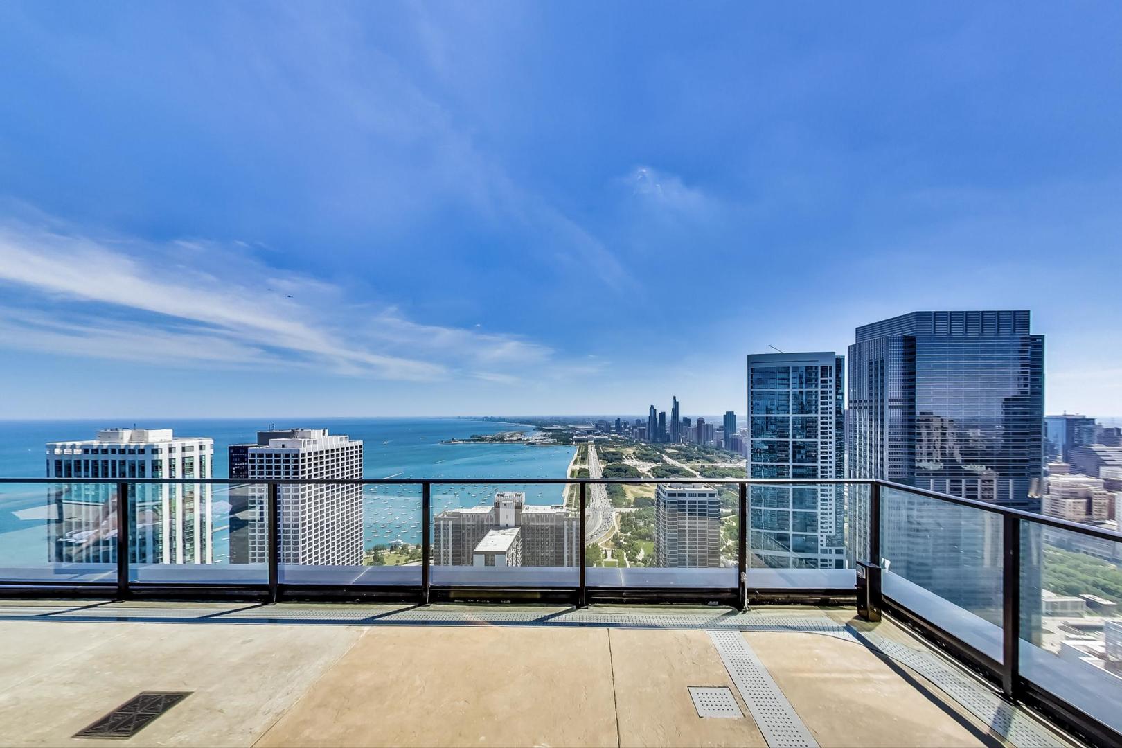 363 E Wacker Dr #4304 Chicago, IL 60601