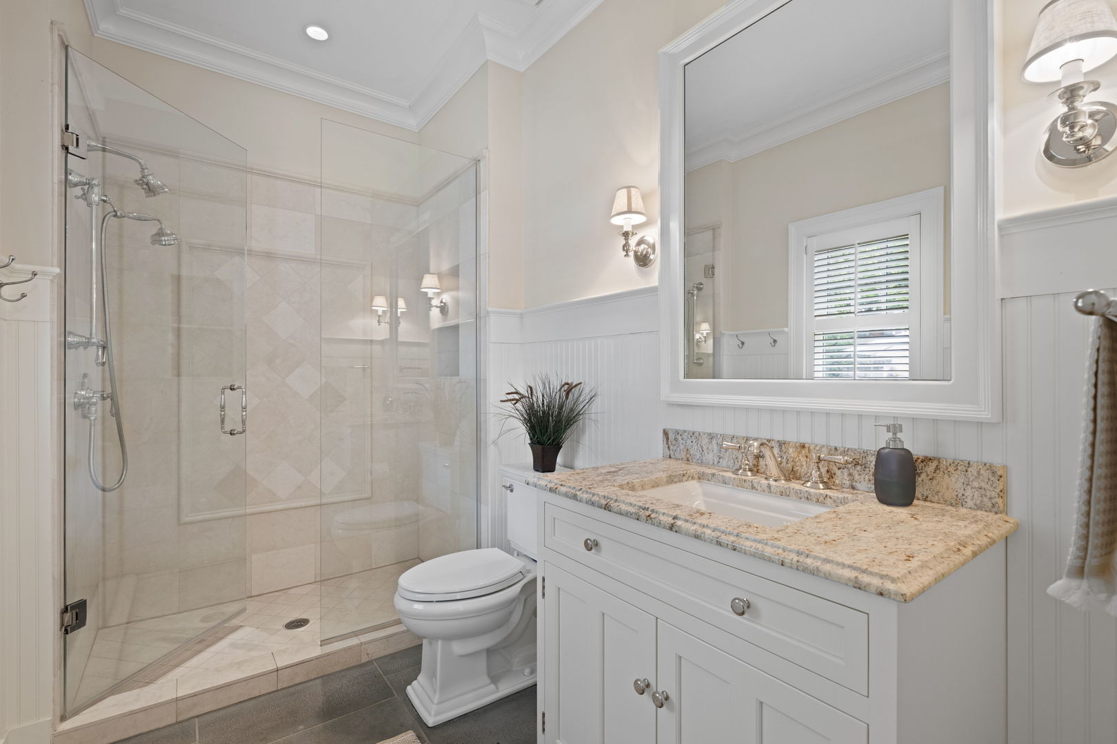 325 Central Ave Wilmette, IL 60091