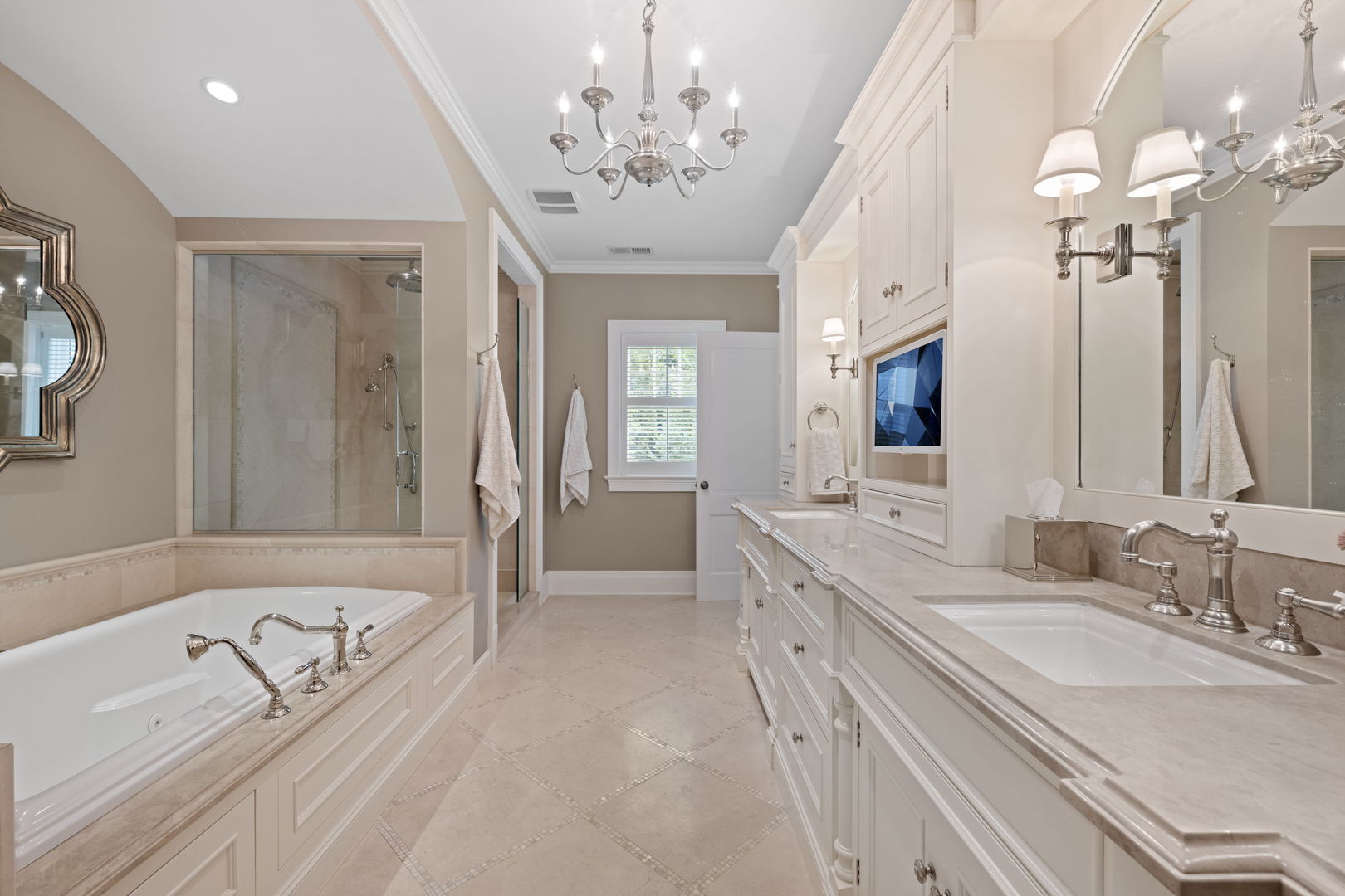 325 Central Ave Wilmette, IL 60091