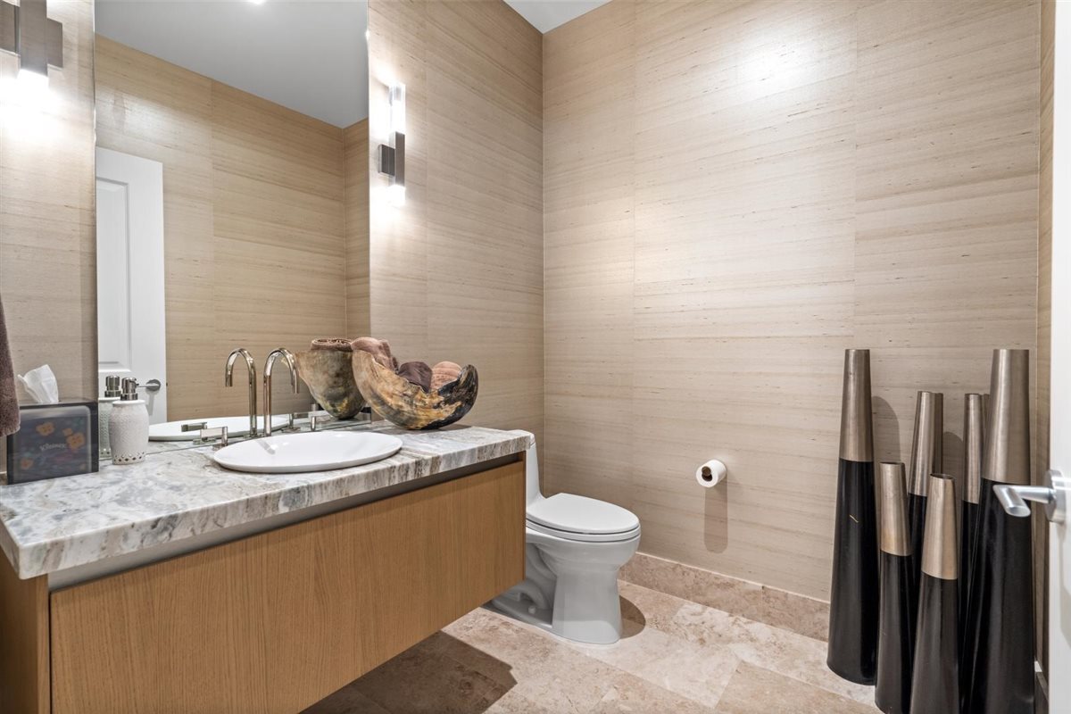 363 E Wacker Dr #4206 Chicago, IL 60601