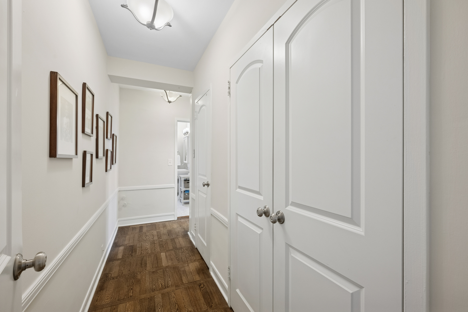 1585 Rdg Ave #611 Evanston, IL 60201