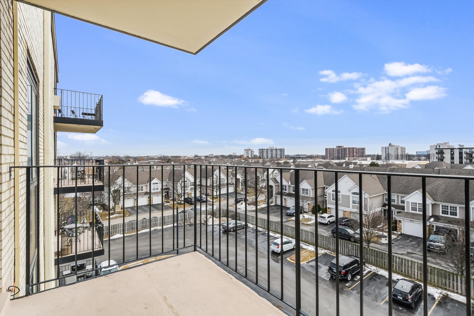 9078 W Heathwood Dr #5D Niles, IL 60714