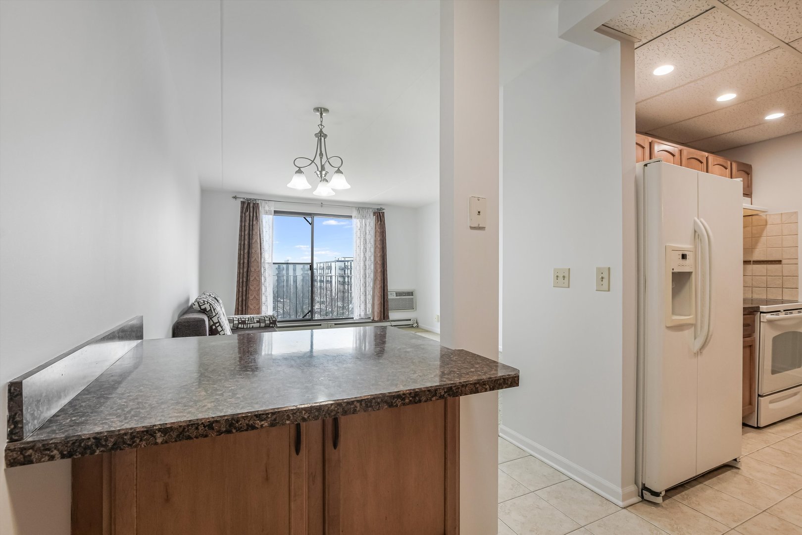 9078 W Heathwood Dr #5D Niles, IL 60714