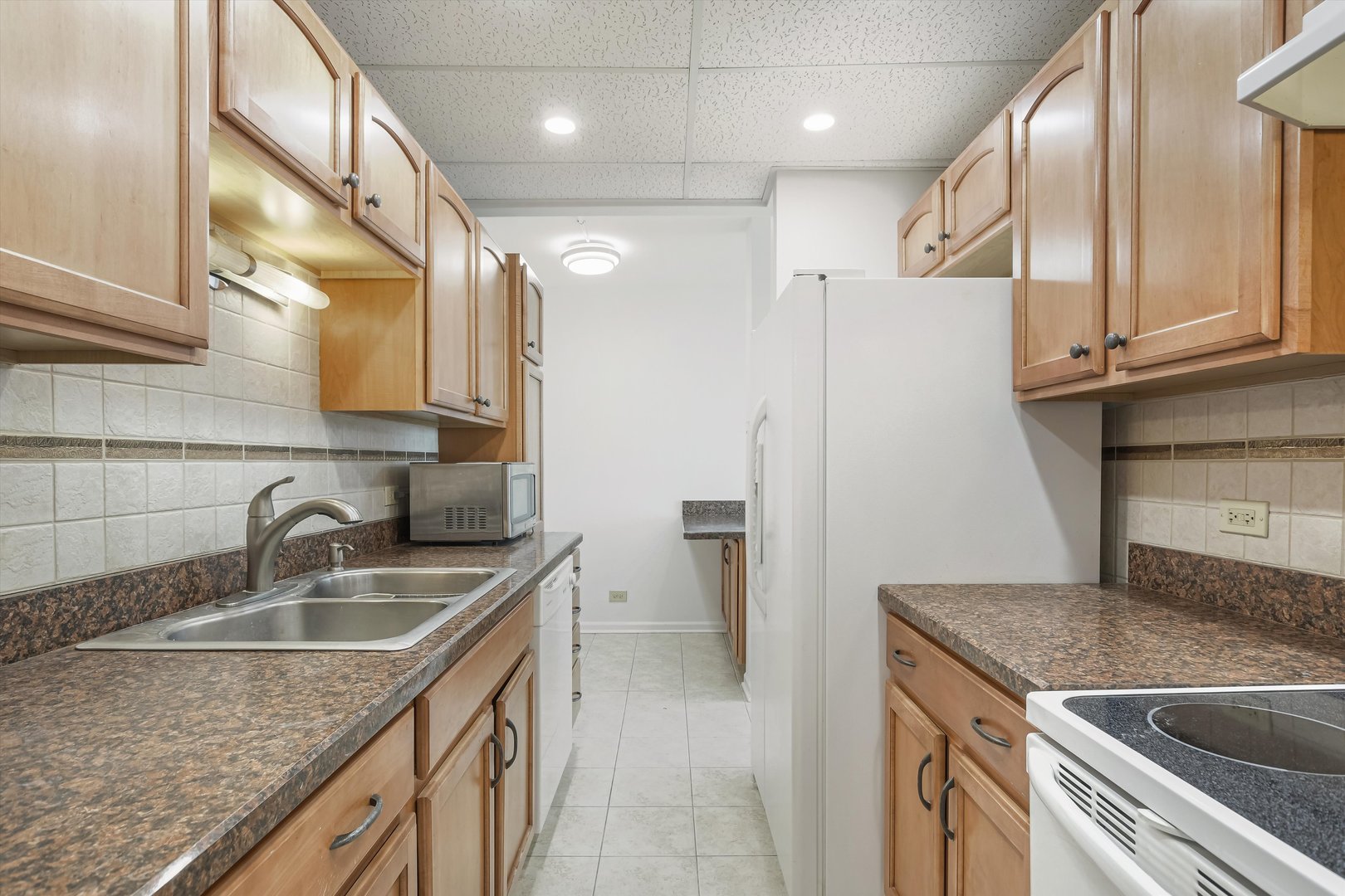 9078 W Heathwood Dr #5D Niles, IL 60714