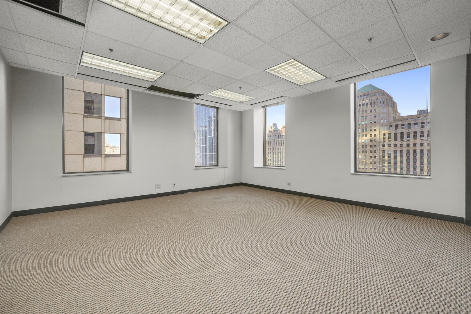 211 W Wacker Dr #1610 Chicago, IL 60606