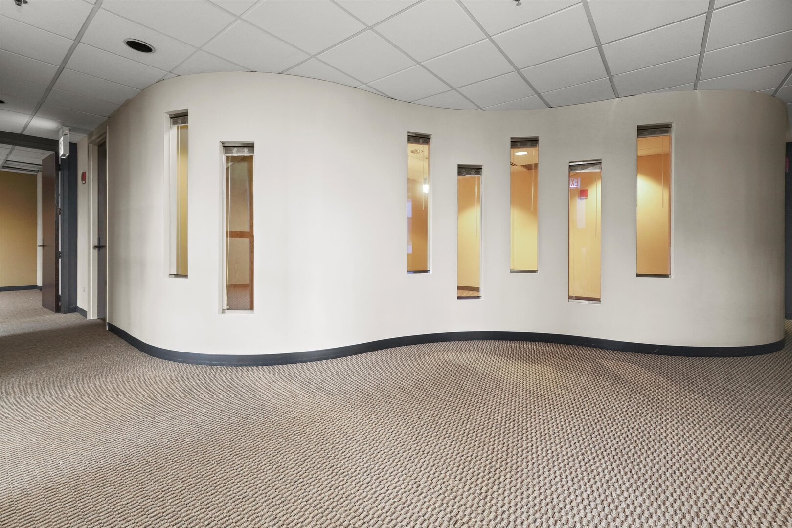 211 W Wacker Dr #1610 Chicago, IL 60606