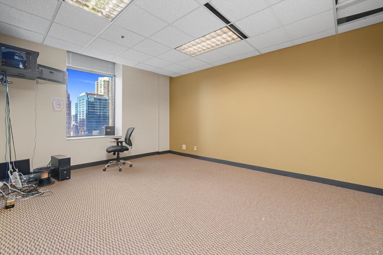 211 W Wacker Dr #1610 Chicago, IL 60606