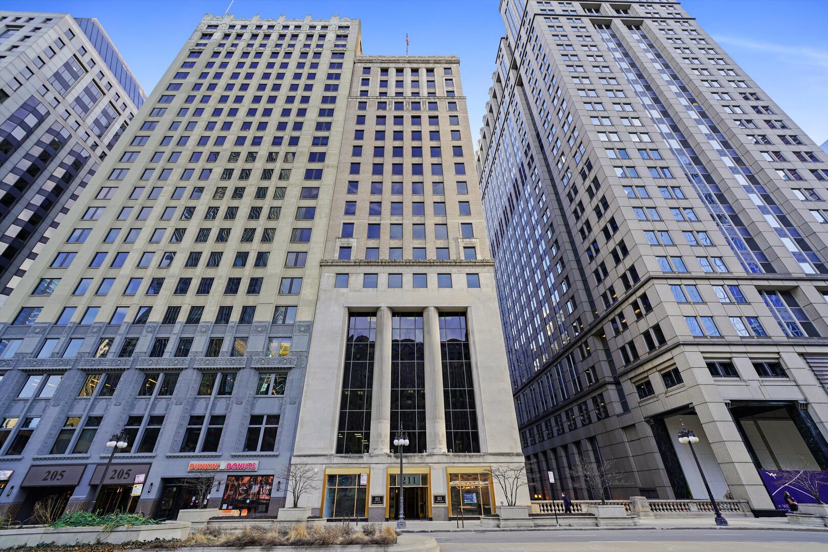 211 W Wacker Dr #1610 Chicago, IL 60606