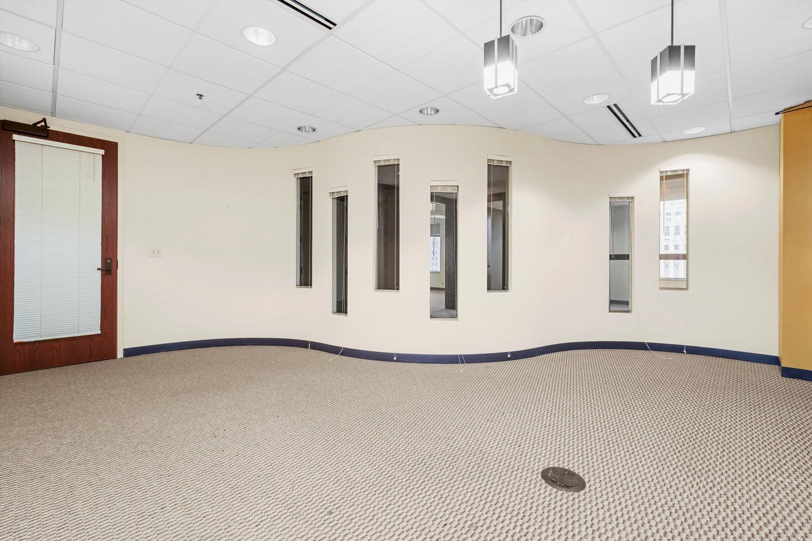 211 W Wacker Dr #1610 Chicago, IL 60606