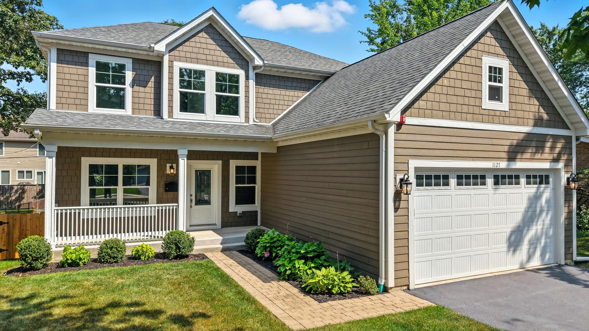 1127 Kenton Rd Deerfield, IL 60015