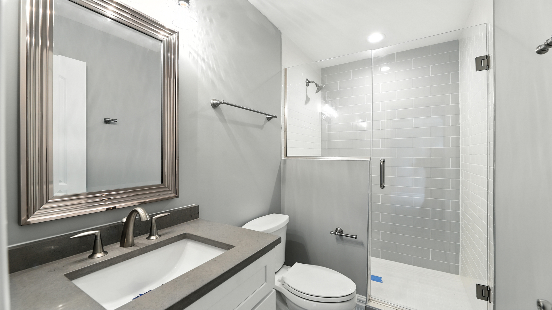 1127 Kenton Rd Deerfield, IL 60015