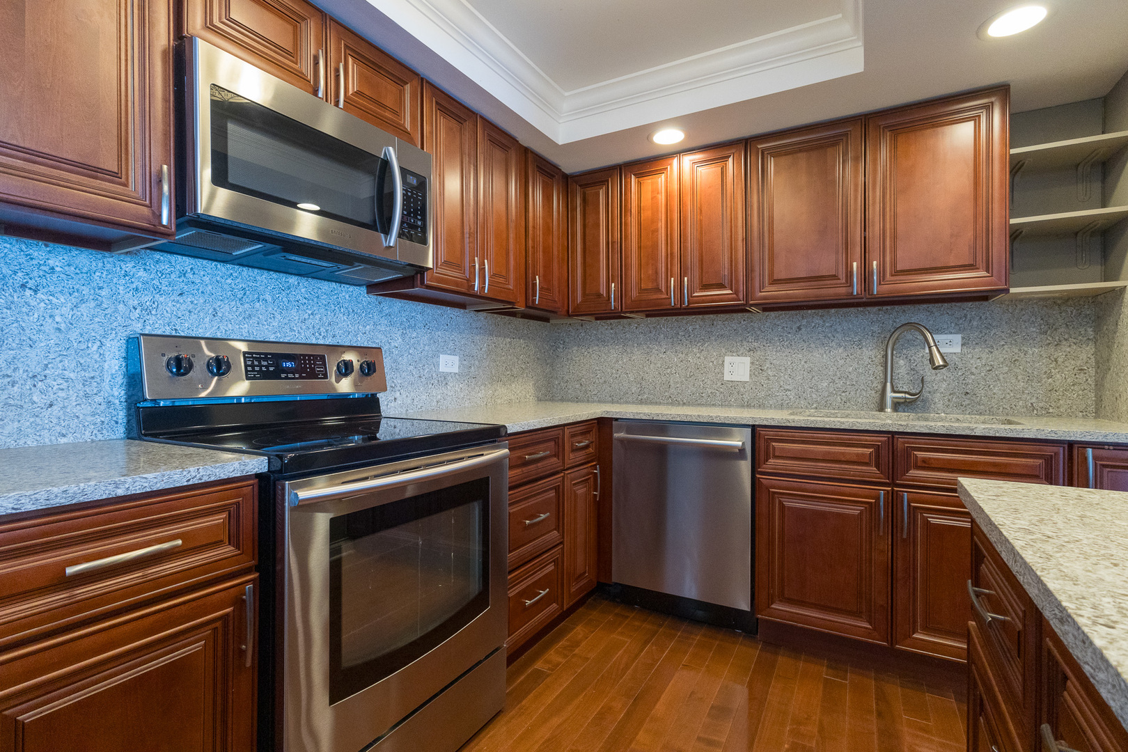 155 N Hbr Dr #5210 Chicago, IL 60601