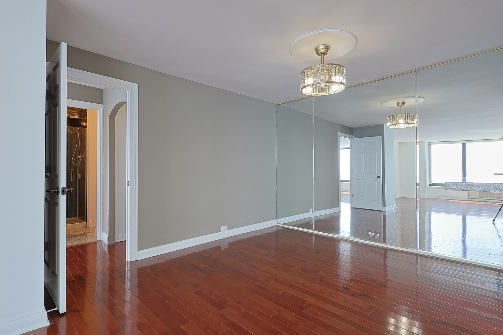 155 N Hbr Dr #5210 Chicago, IL 60601