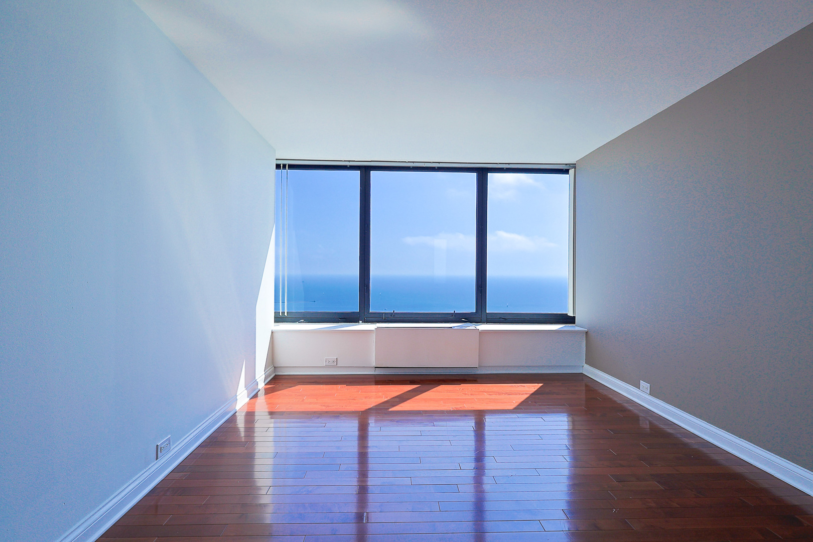 155 N Hbr Dr #5210 Chicago, IL 60601