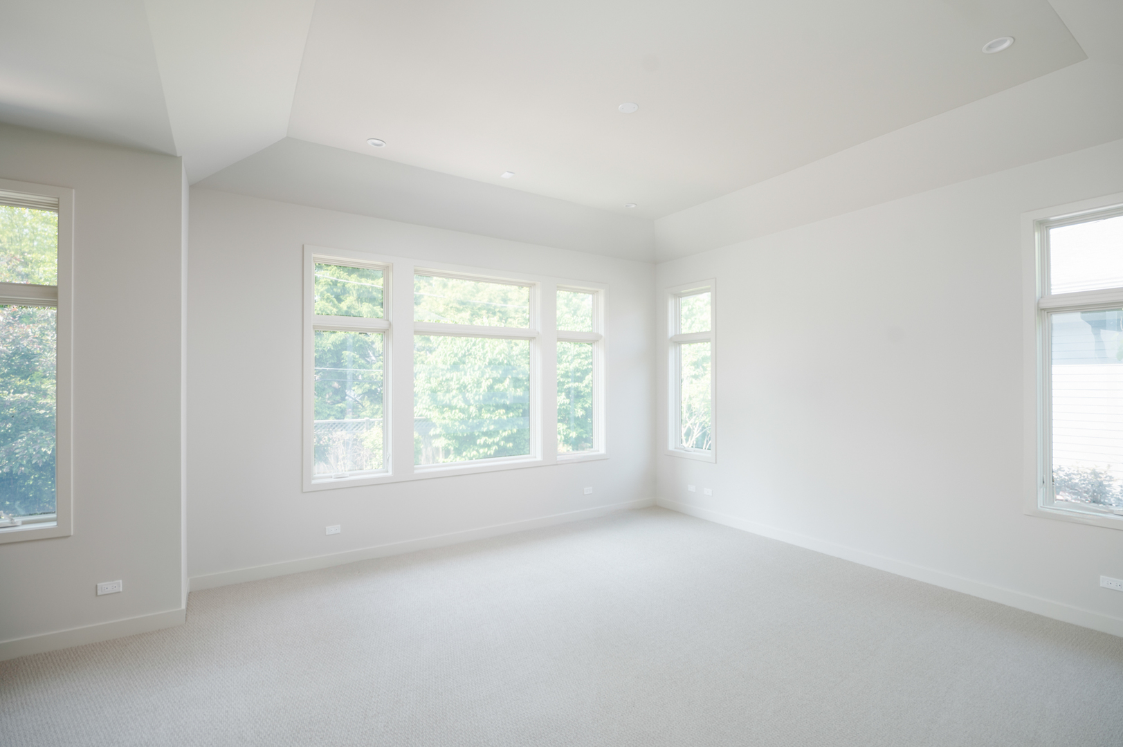 19 Heritage Dr Highland Park, IL 60035