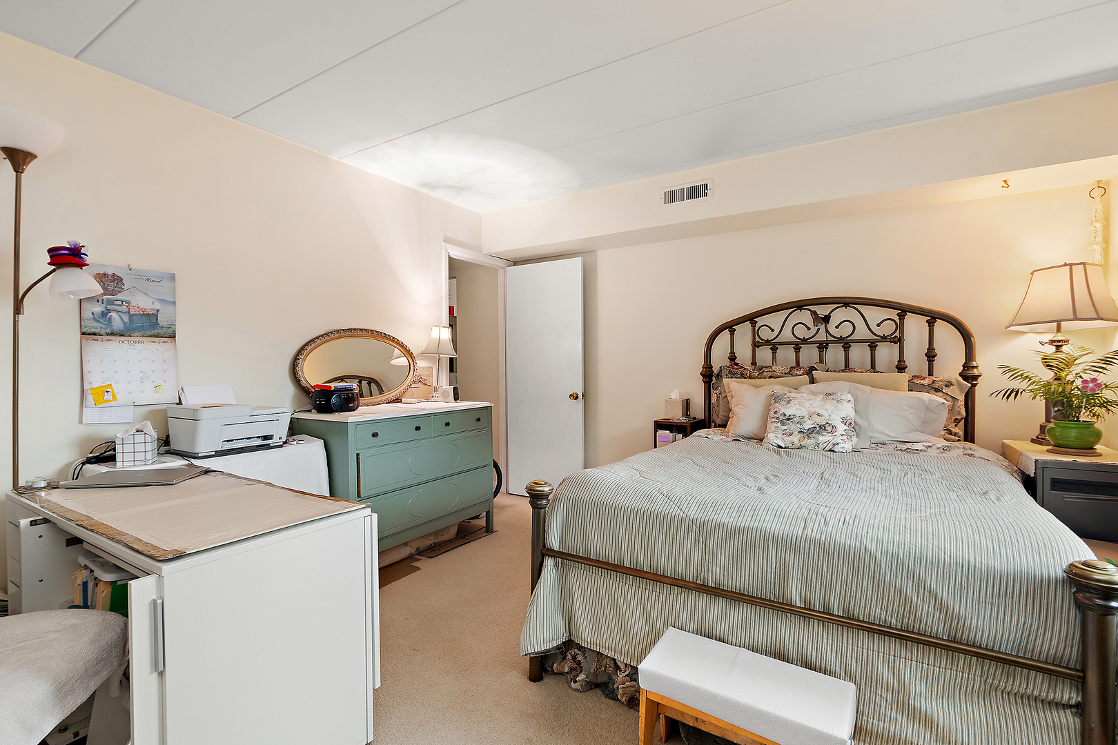 1940 183rd St #1C Homewood, IL 60430