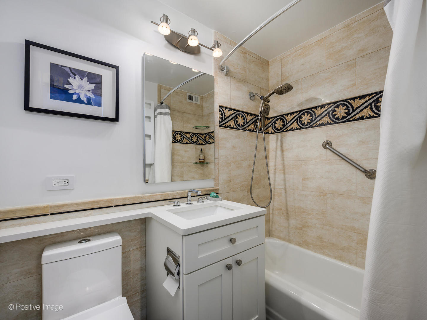 400 E Randolph St #3715 Chicago, IL 60601