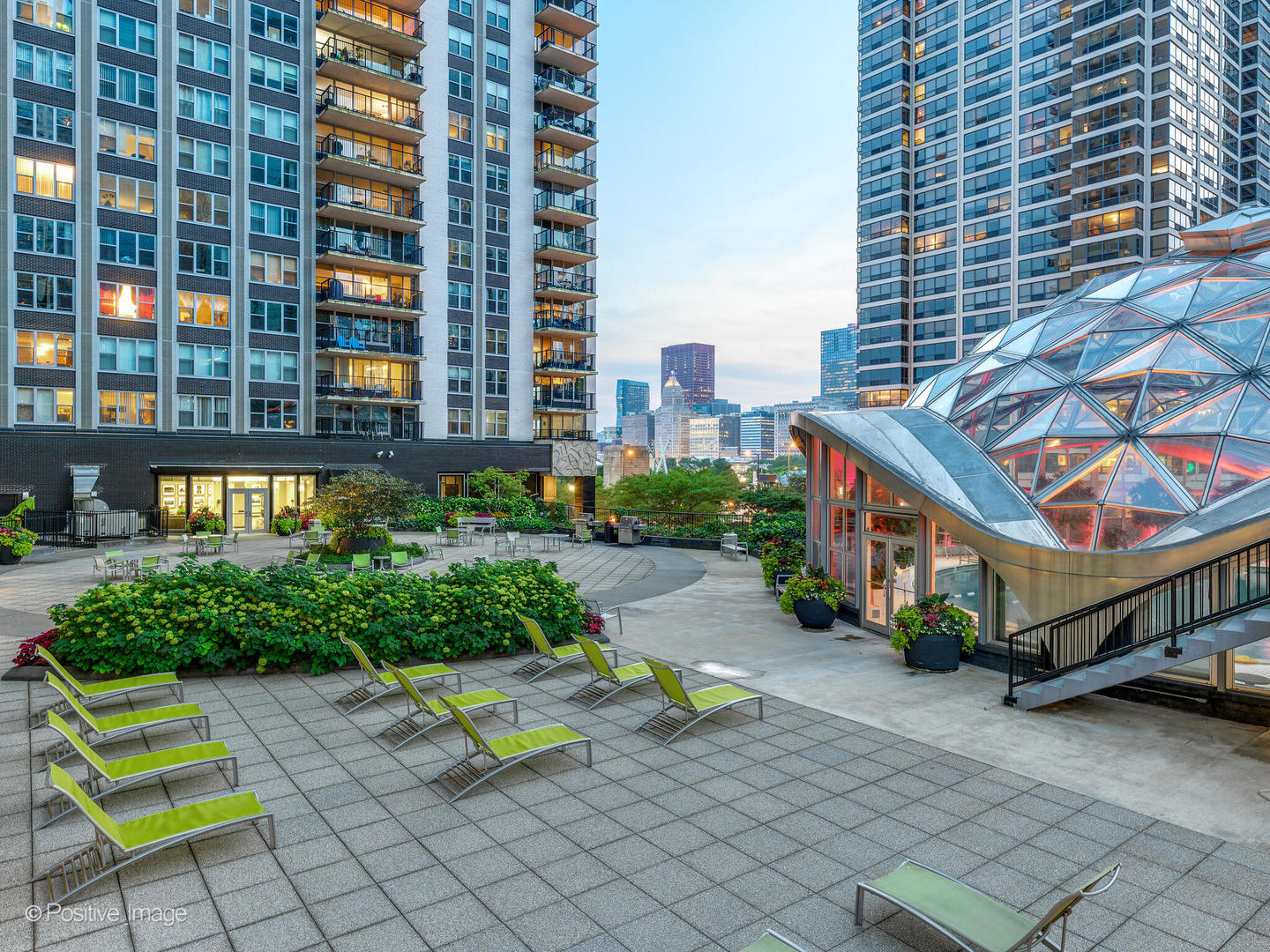 400 E Randolph St #3715 Chicago, IL 60601