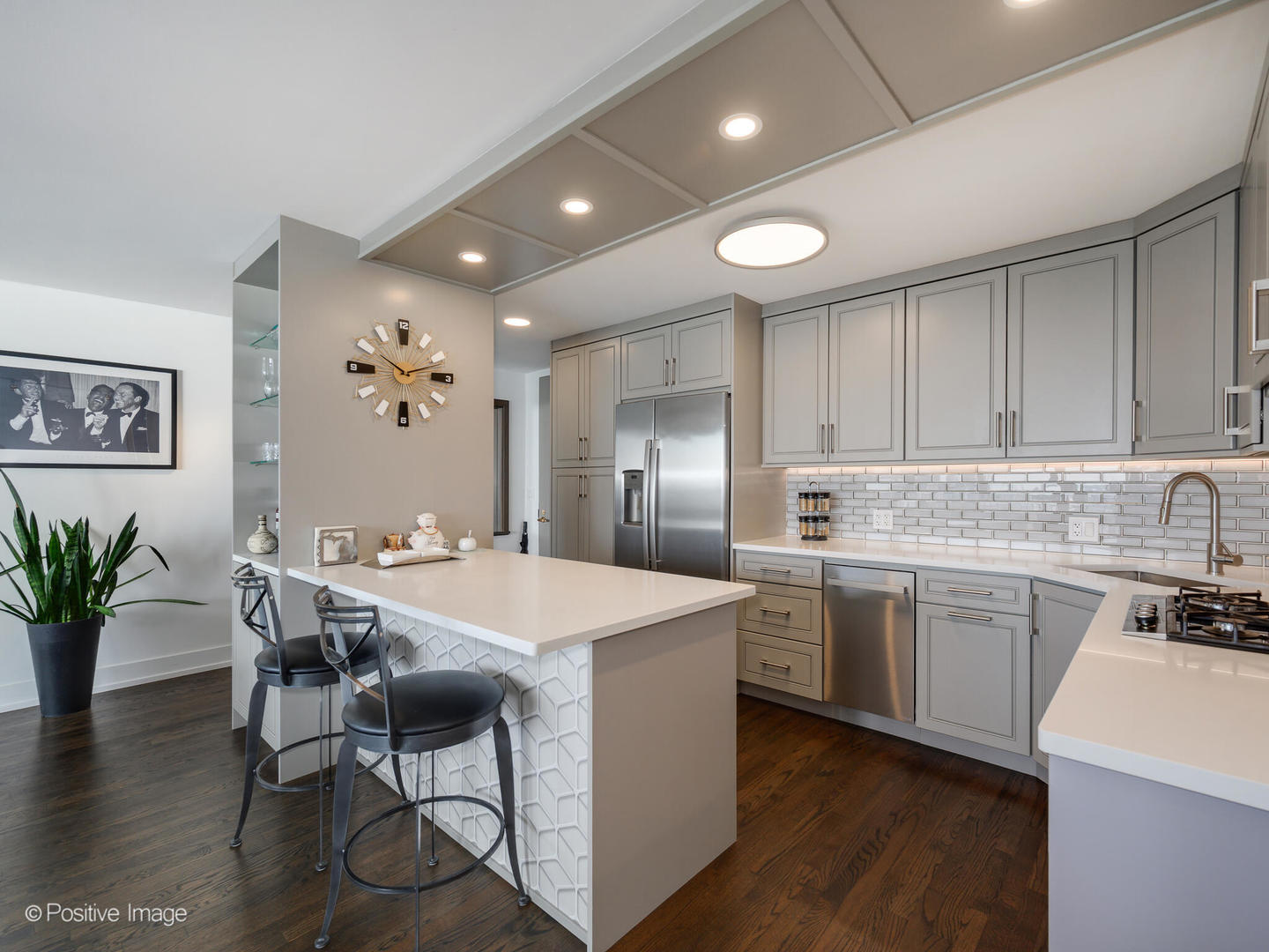 400 E Randolph St #3715 Chicago, IL 60601