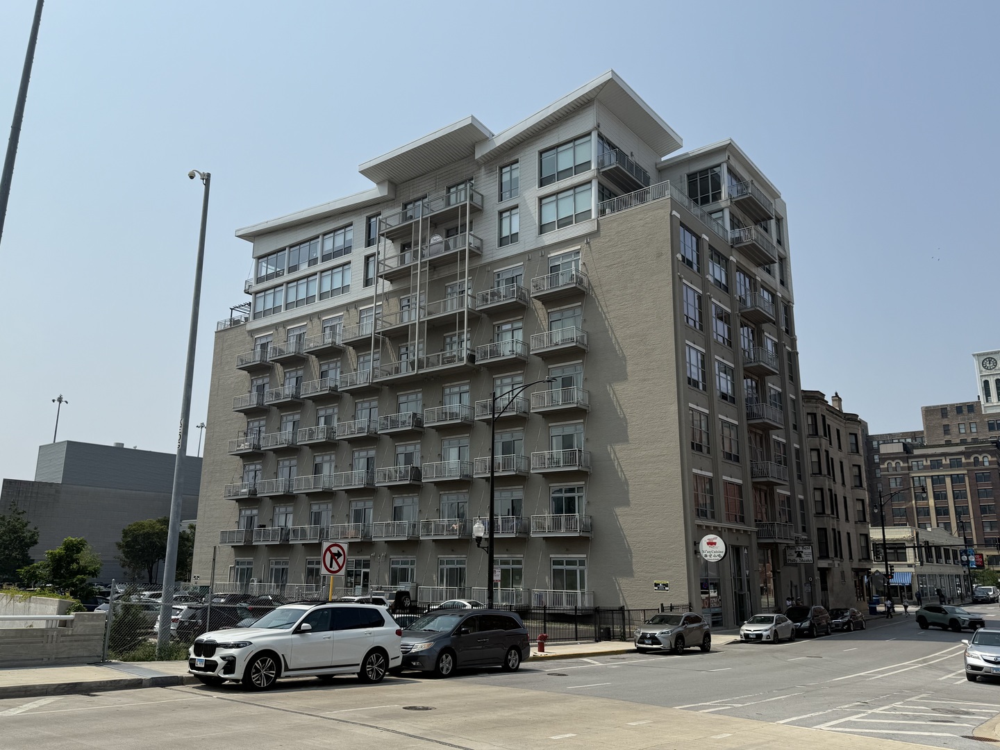 770 W Gladys Ave #301