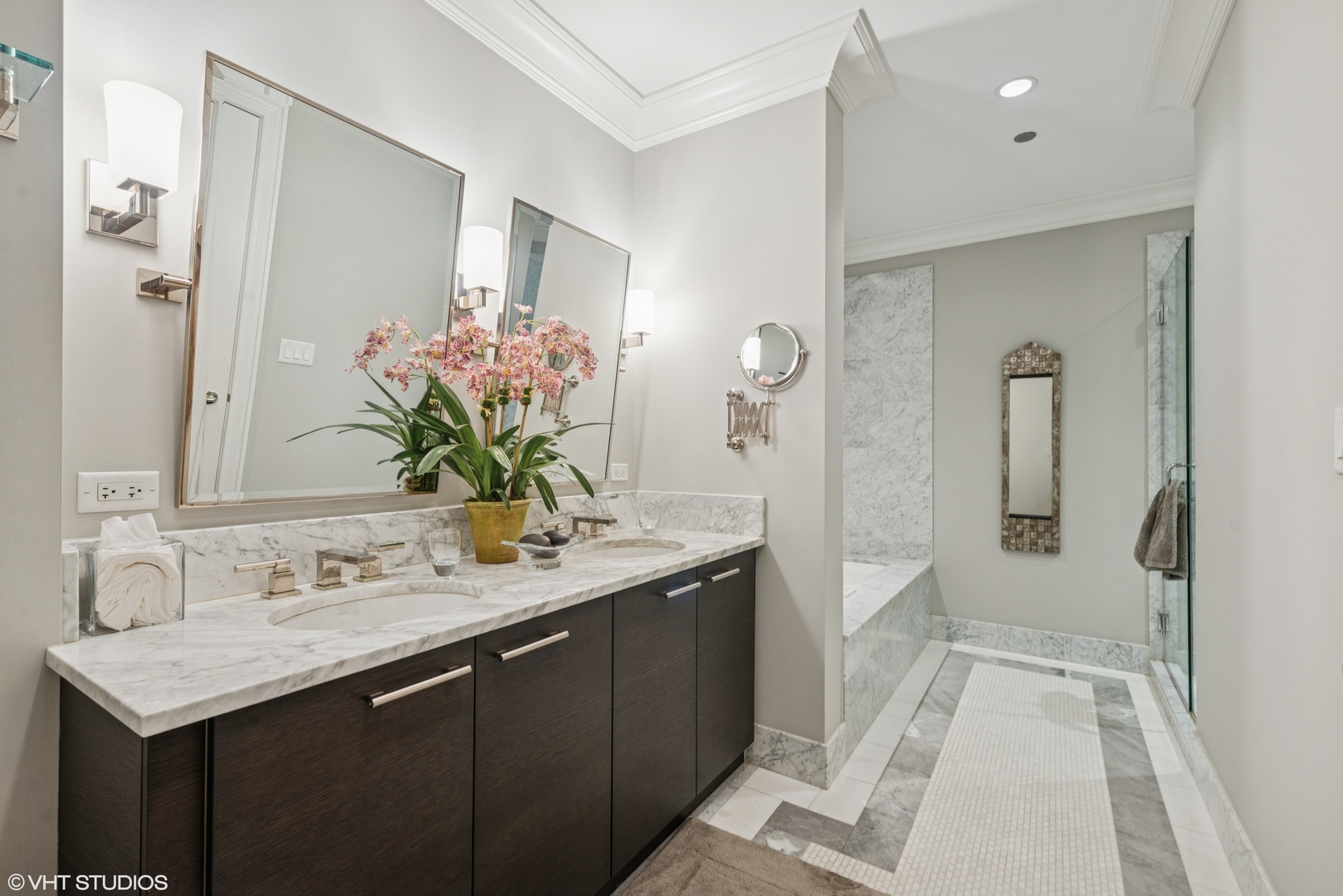 2550 N Lakeview Ave #N602 Chicago, IL 60614