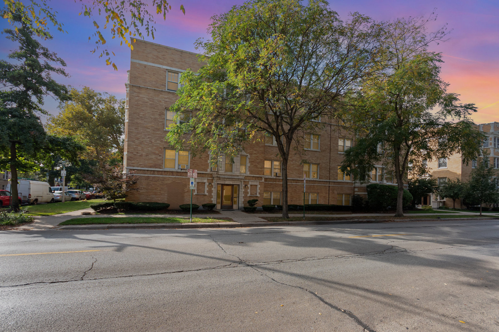 237 Washington Blvd #G Oak Park, IL 60302