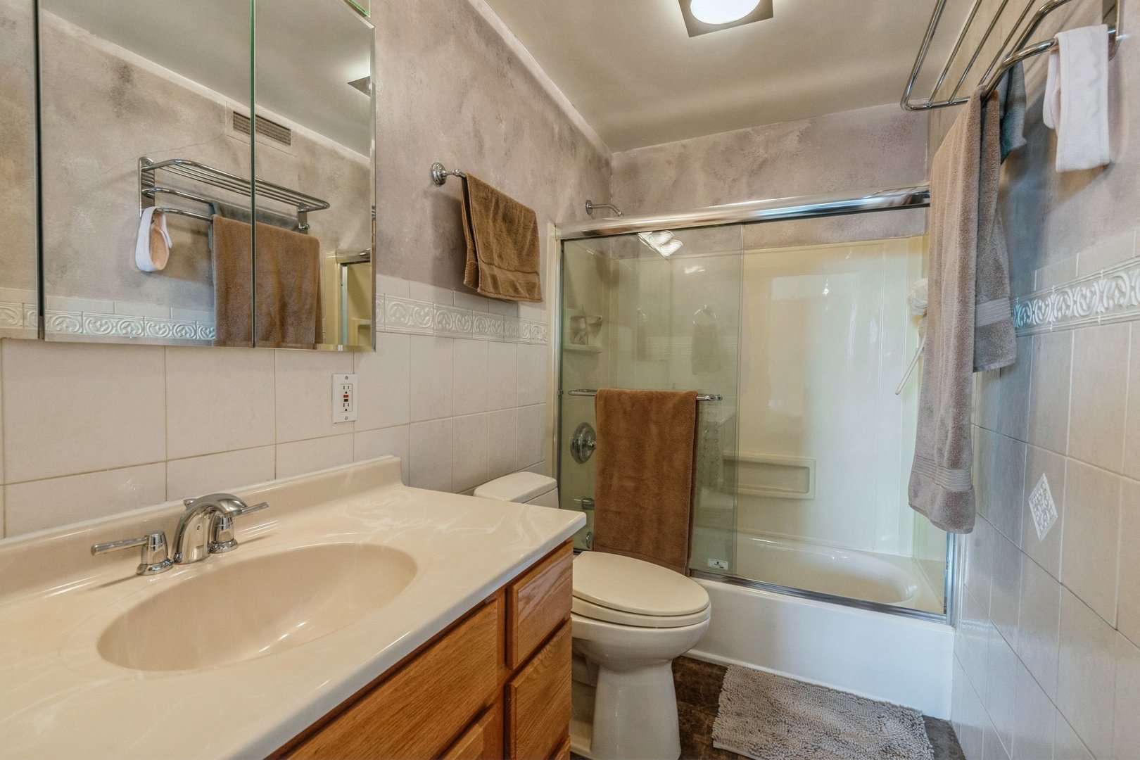 400 E RANDOLPH St #2019 Chicago, IL 60601