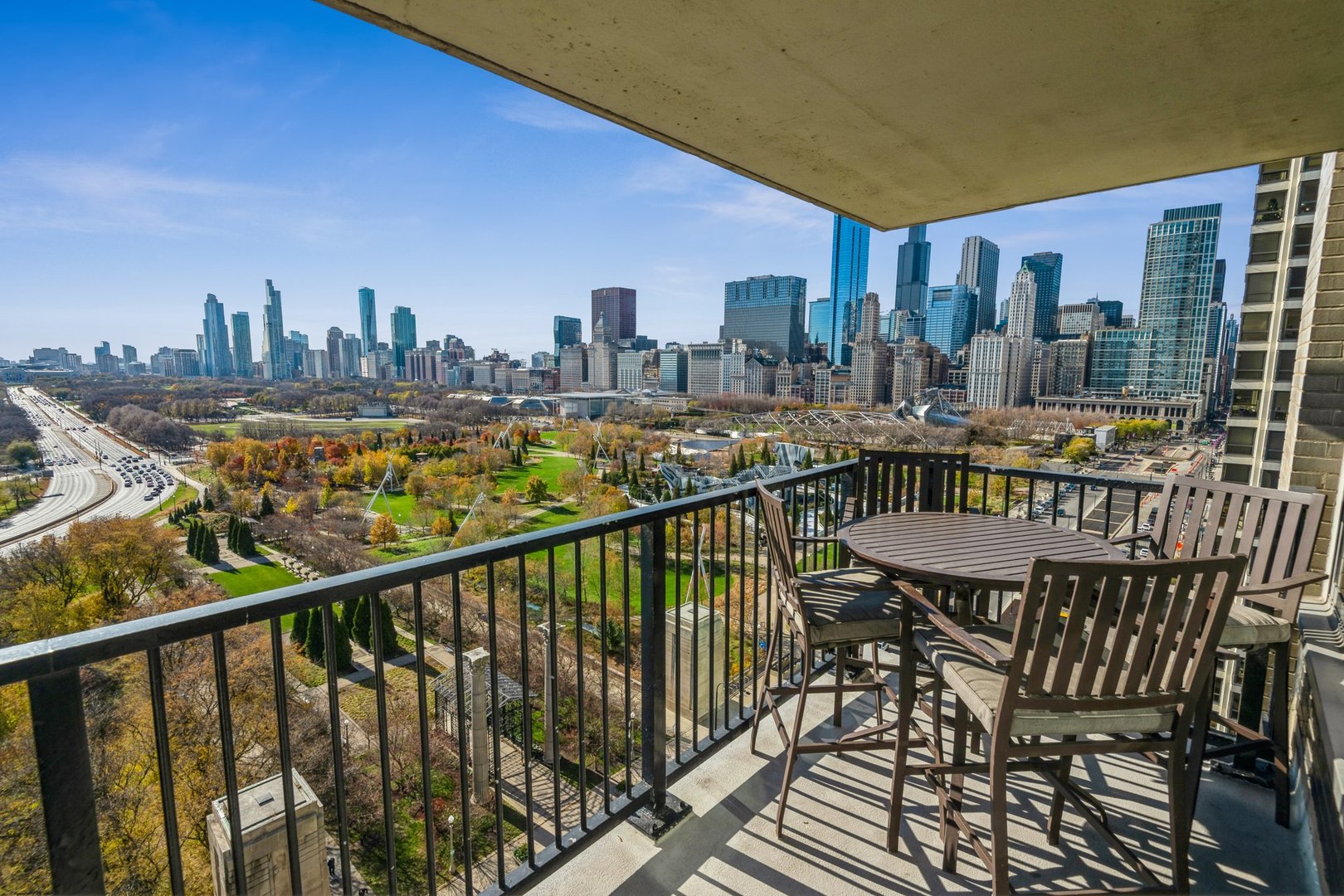 400 E RANDOLPH St #2019 Chicago, IL 60601